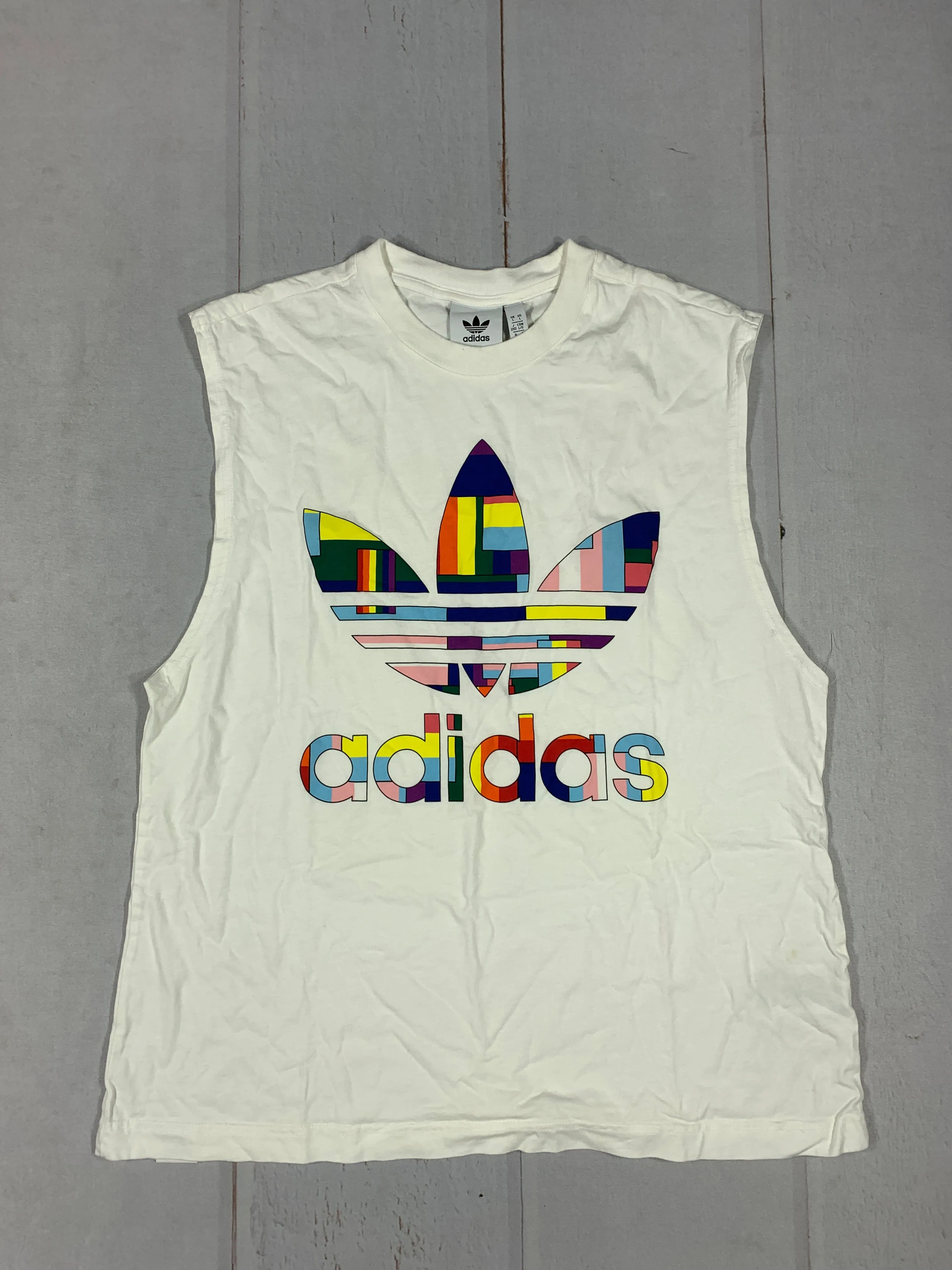 Adidas Tank size Large