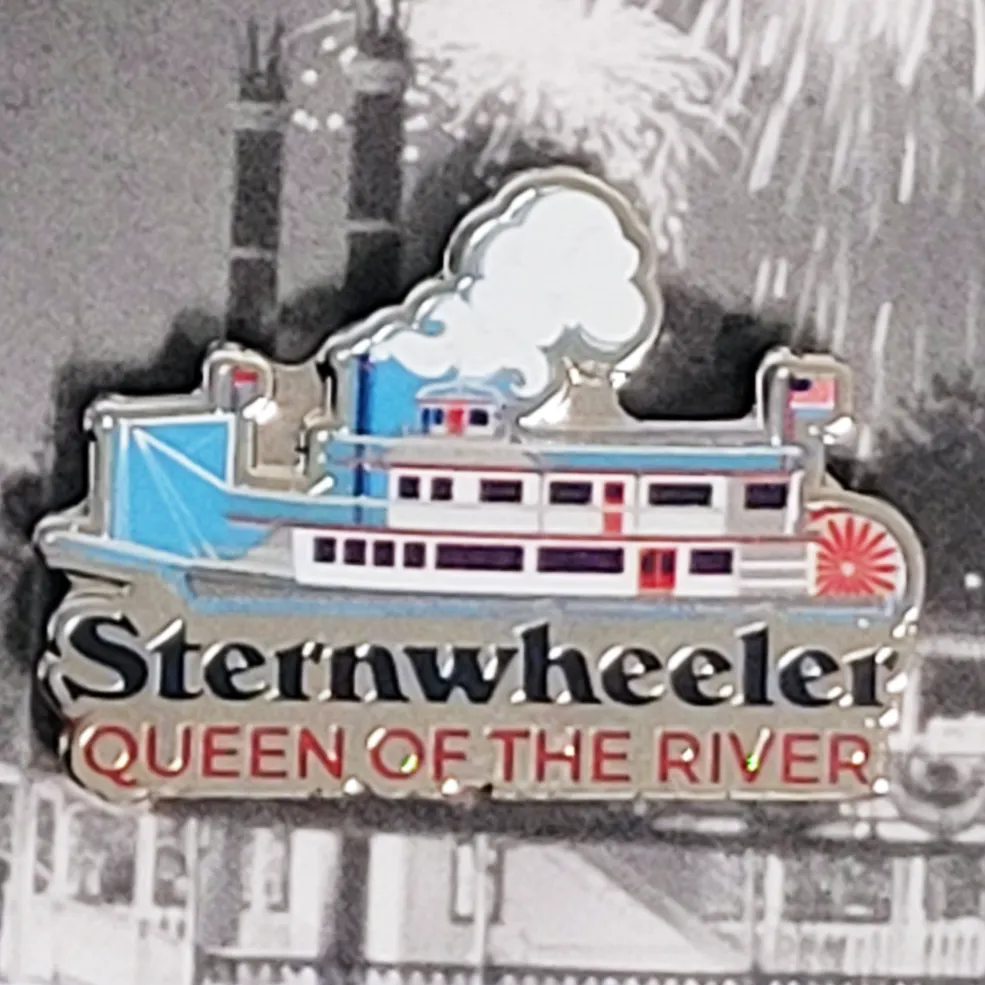 Carowinds Limited Edition Retro Sternwheeler Pin