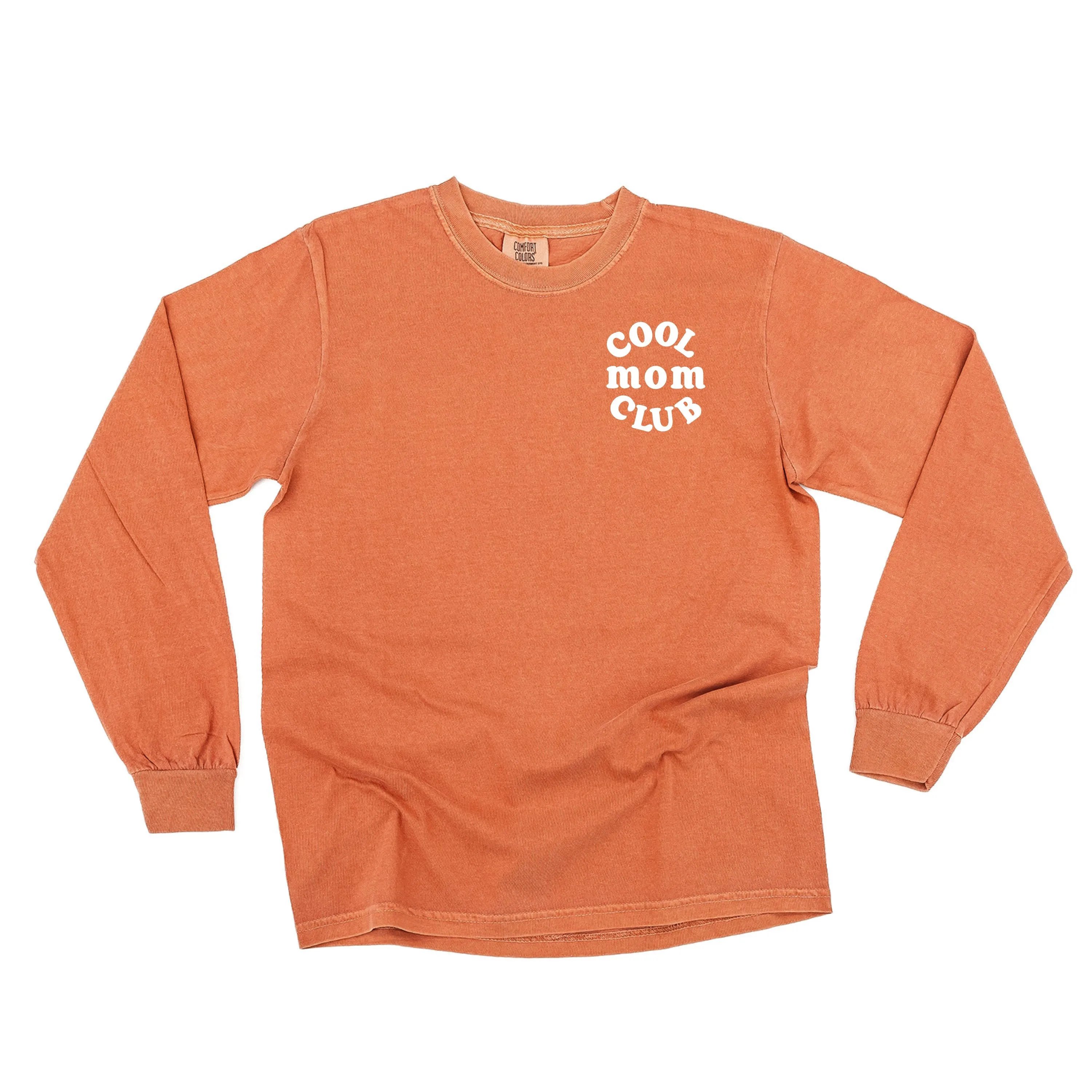 COOL Mom CLUB - Pocket Design - LONG SLEEVE COMFORT COLORS TEE